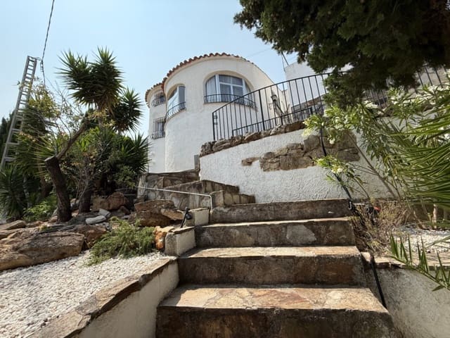 3 bedroom Villa for sale in Dénia with pool garage - € 475,000 (Ref: 9522892)