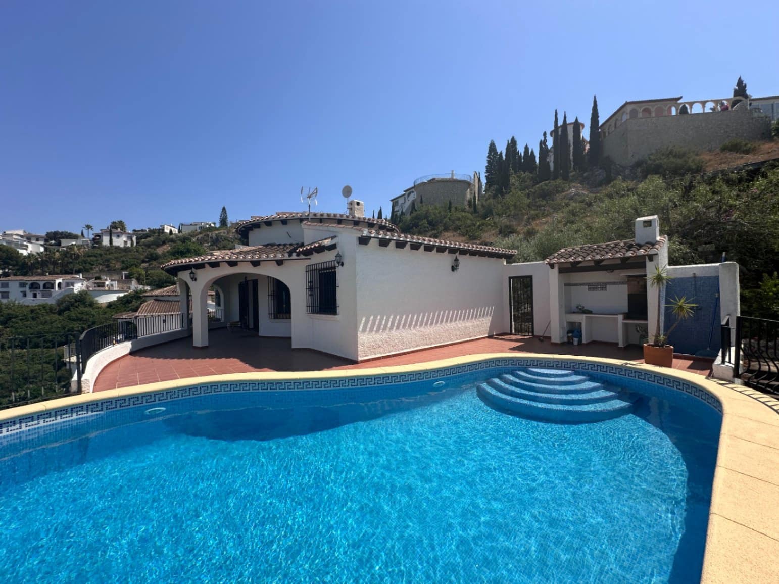 3 bedroom Villa for sale in Monte Pego with pool garage - € 495,000 (Ref: 9522896)