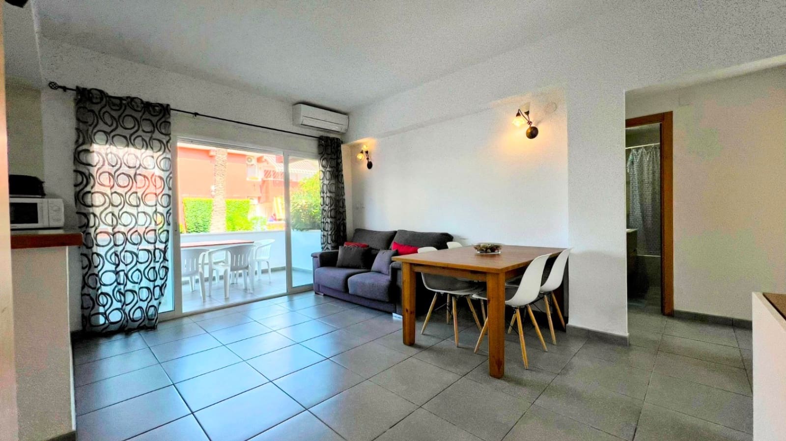 3 bedroom Apartment for sale in Denia with pool garage - € 280,000 (Ref: 9522903)