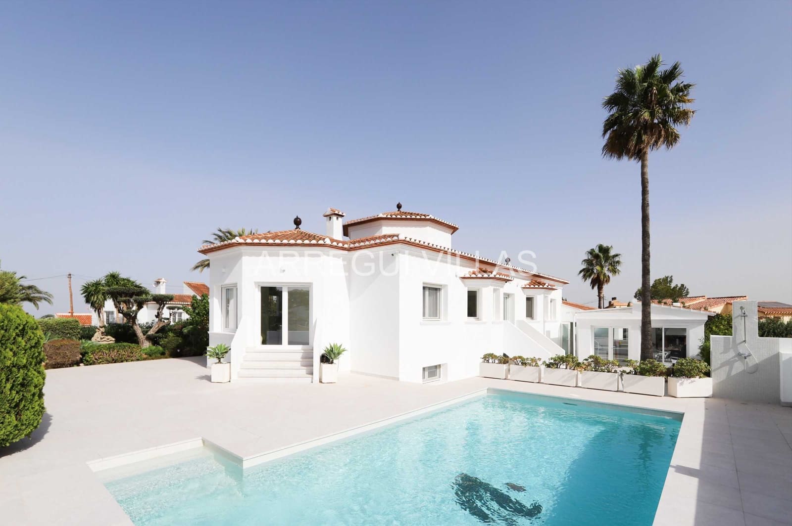 5 makuuhuone Huvila myytävänä paikassa Denia mukana uima-altaan - 1 260 000 € (Ref: 9522907)