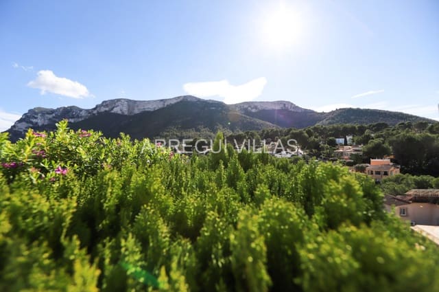 5 makuuhuone Huvila myytävänä paikassa Dénia mukana uima-altaan - 1 260 000 € (Ref: 9522907)