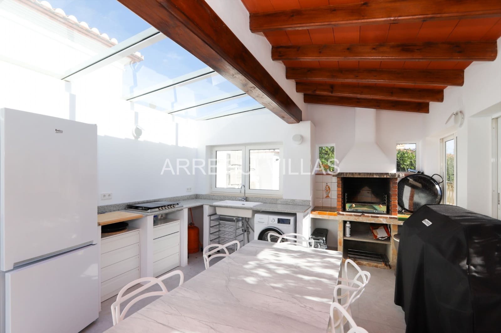 5 makuuhuone Huvila myytävänä paikassa Denia mukana uima-altaan - 1 260 000 € (Ref: 9522907)