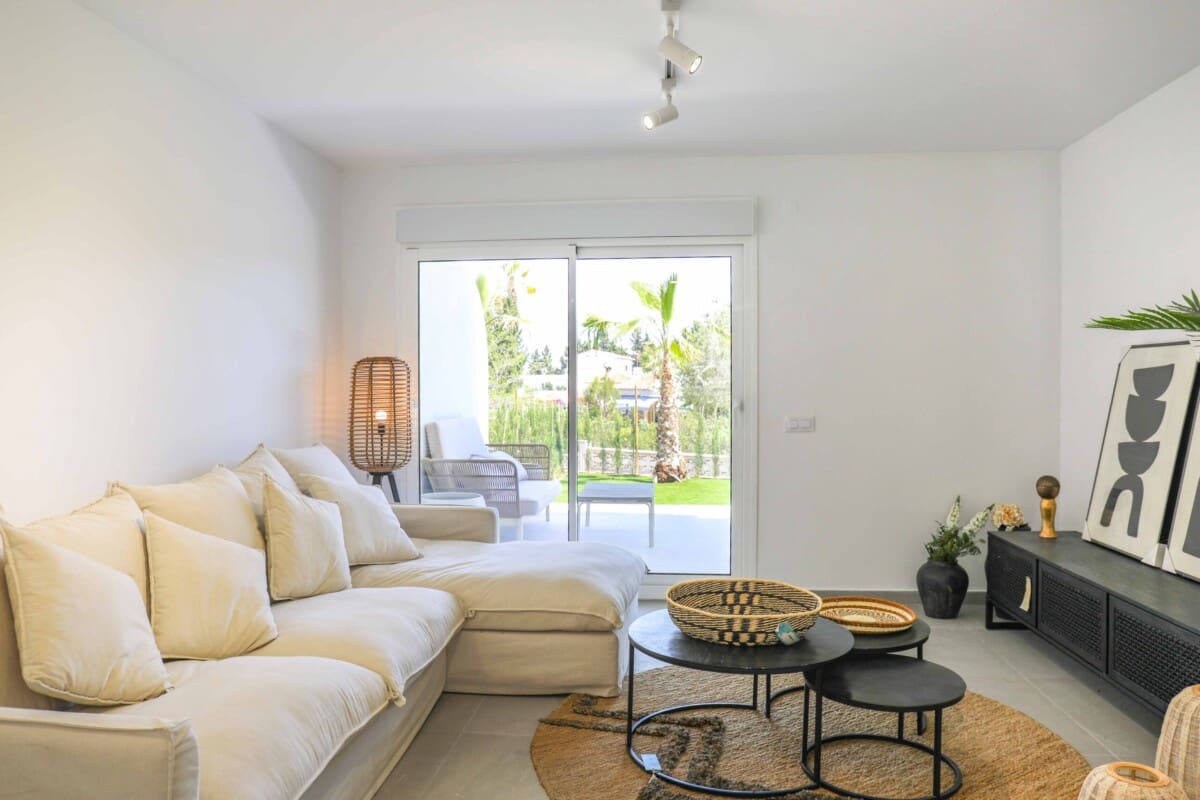 2 bedroom Apartment for sale in Denia with pool - € 381,000 (Ref: 9522910)