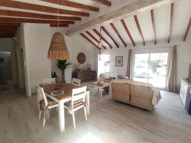 3 soveværelse Villa til salg i Las Marinas / Les Marines, Dénia - € 620.000 (Ref: 9522915)