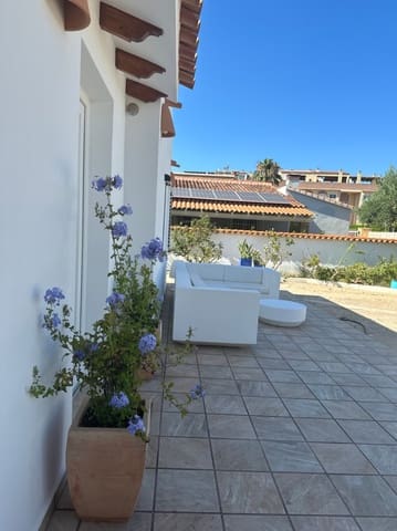 3 soveværelse Villa til salg i Las Marinas / Les Marines, Dénia - € 620.000 (Ref: 9522915)
