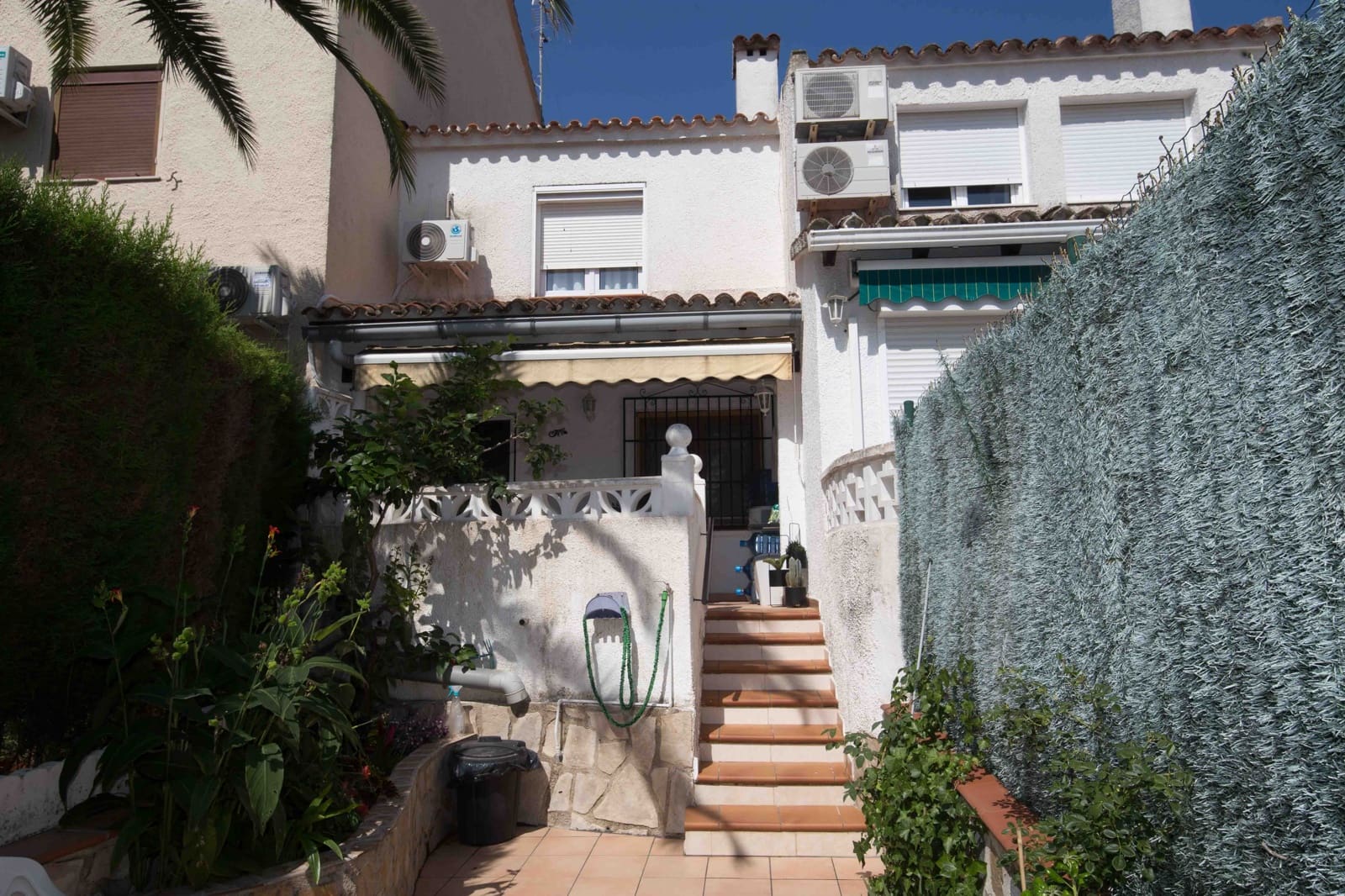 2 slaapkamer Rijtjeshuis te koop in Denia - € 265.000 (Ref: 9522916)