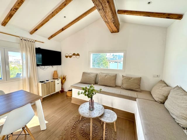 4 slaapkamer Villa te koop in El Montgó, Dénia met zwembad - € 480.000 (Ref: 9522917)