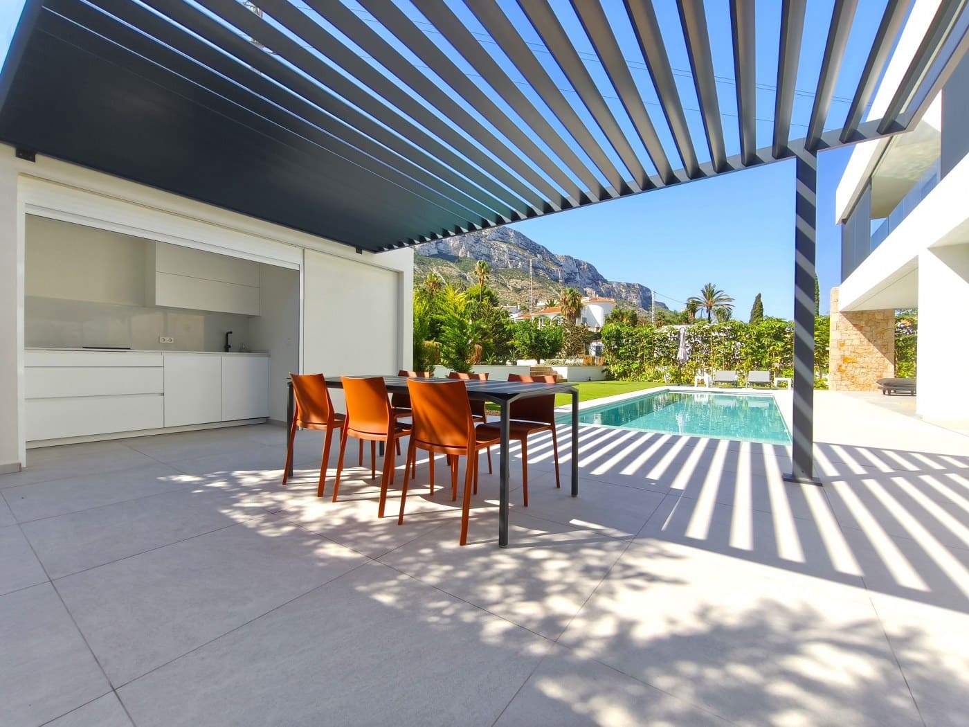 4 chambre Villa/Maison à vendre à Denia avec piscine garage - 1 295 000 € (Ref: 9590350)