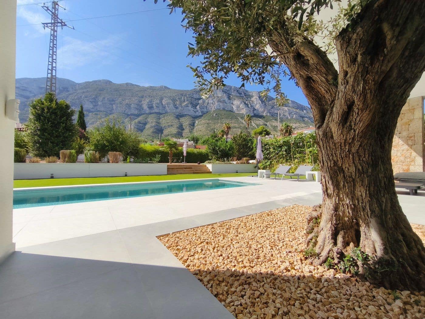 4 chambre Villa/Maison à vendre à Denia avec piscine garage - 1 295 000 € (Ref: 9590350)