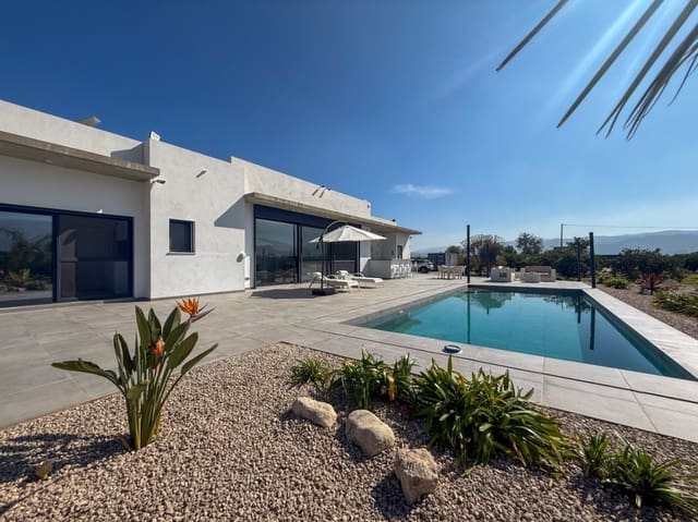 3 sypialnia Willa na sprzedaż w Tormos z basenem garażem - 825 000 € (Ref: 9749339)