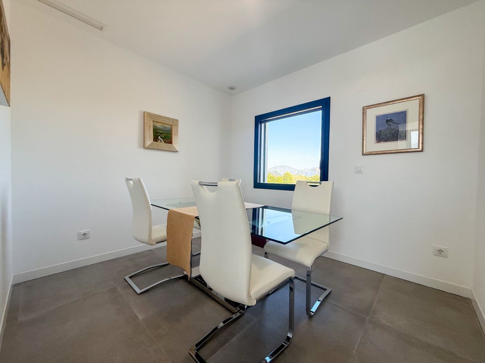 3 sypialnia Willa na sprzedaż w Tormos z basenem garażem - 825 000 € (Ref: 9749339)