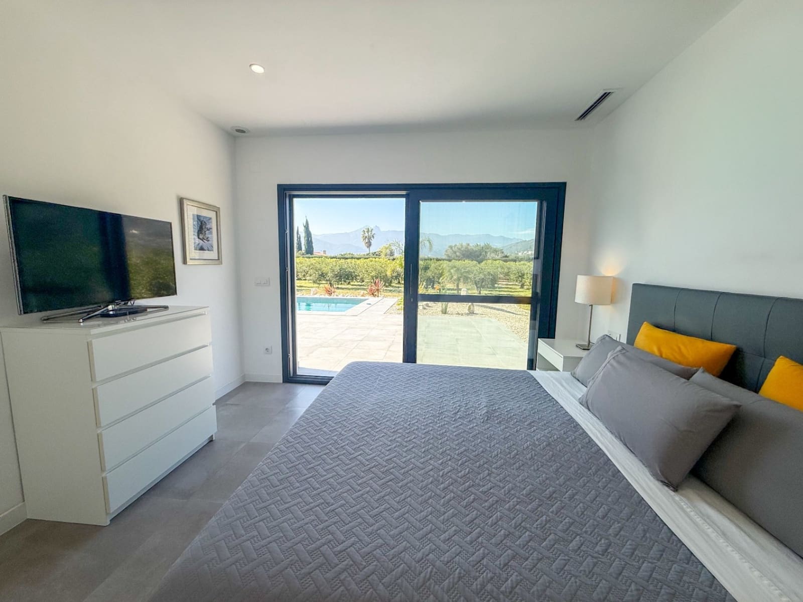 3 sypialnia Willa na sprzedaż w Tormos z basenem garażem - 825 000 € (Ref: 9749339)