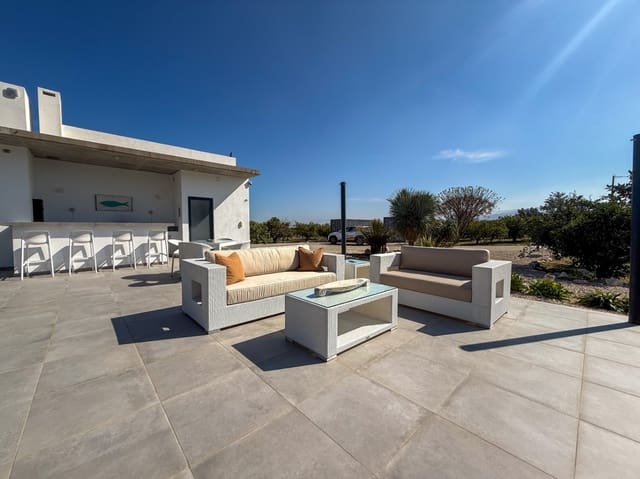 3 sypialnia Willa na sprzedaż w Tormos z basenem garażem - 825 000 € (Ref: 9749339)