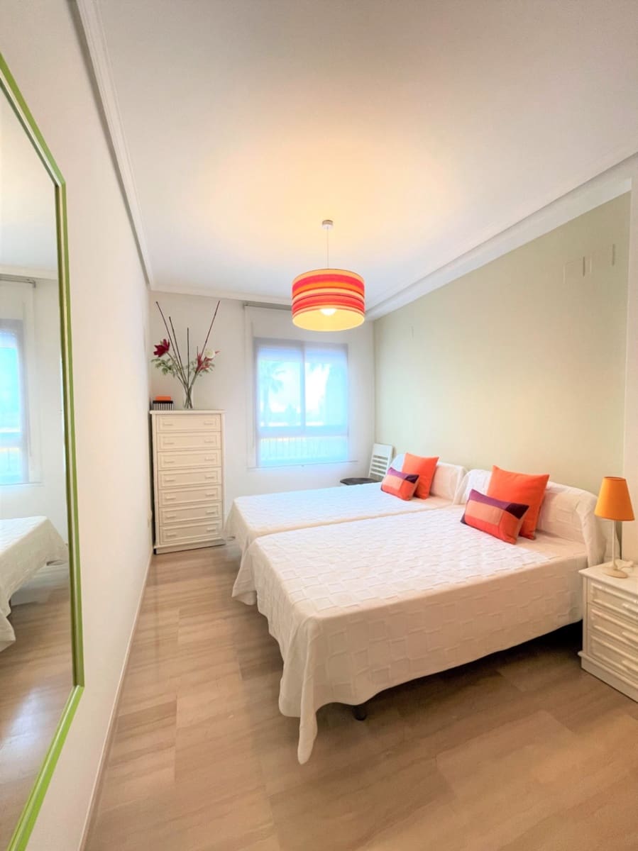 2 soveværelse Lejlighed til salg i Denia med swimmingpool garage - € 349.000 (Ref: 9795703)