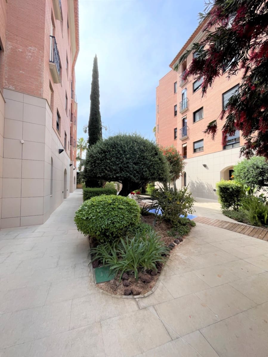 2 soveværelse Lejlighed til salg i Denia med swimmingpool garage - € 349.000 (Ref: 9795703)