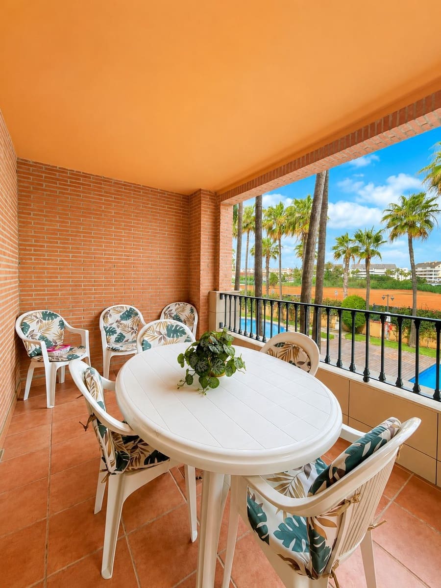 2 bedroom Apartment for sale in Denia with pool garage - € 349,000 (Ref: 9795703)