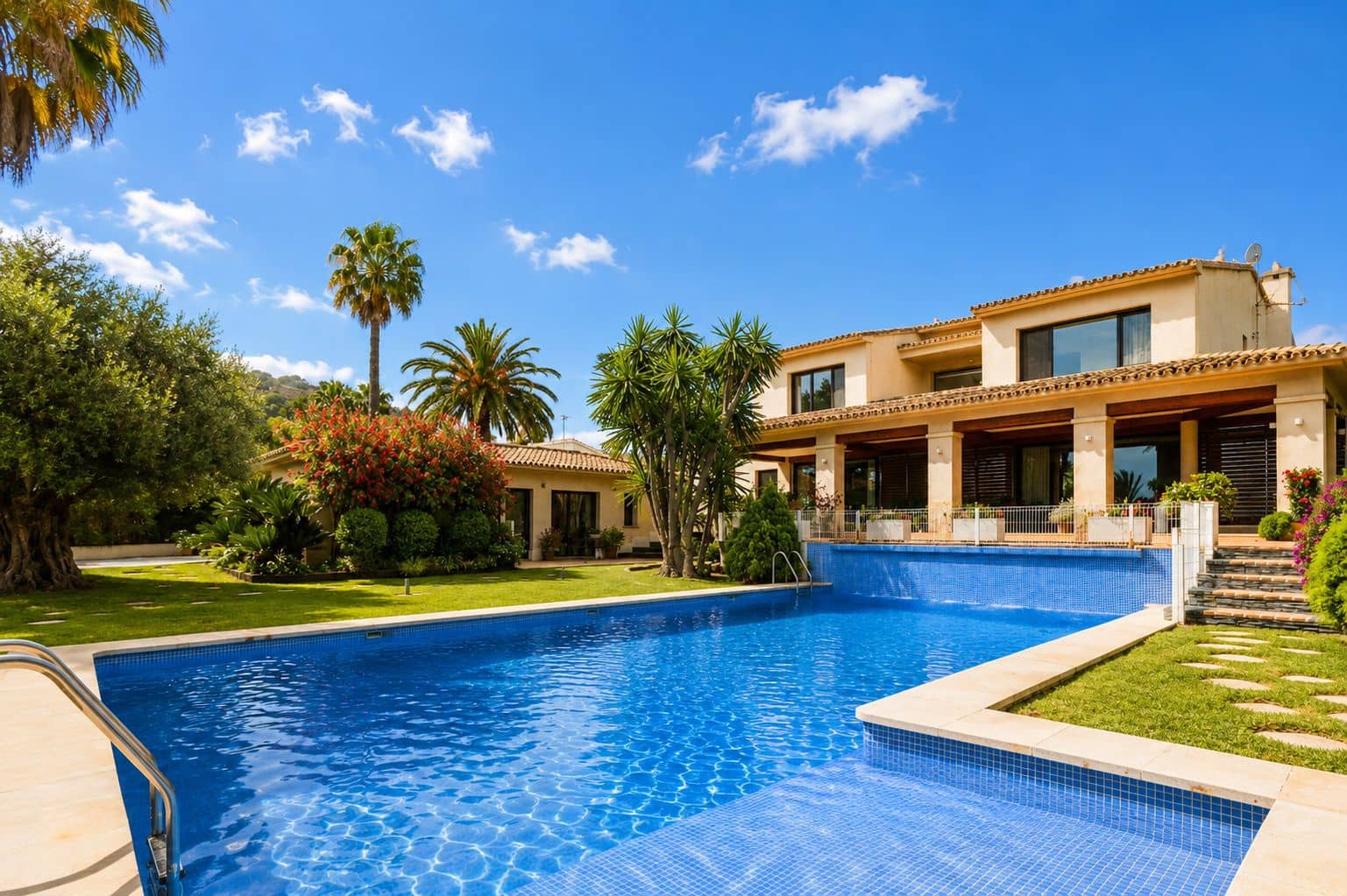8 camera da letto Villa in vendita in Denia con piscina garage - 3.950.000 € (Rif: 9844563)