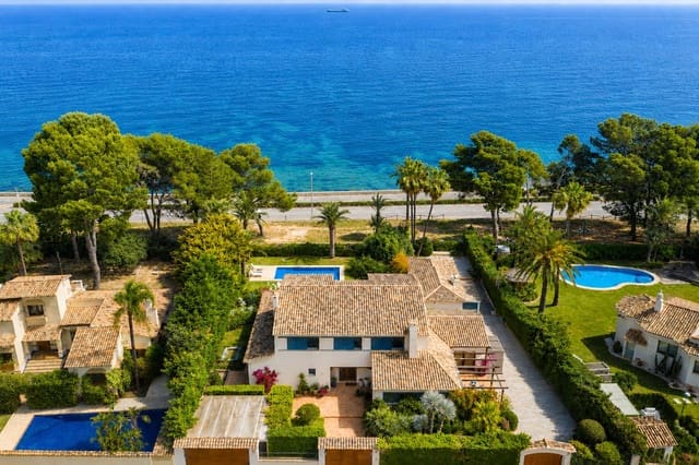 8 sypialnia Willa na sprzedaż w Dénia z basenem garażem - 3 950 000 € (Ref: 9844563)