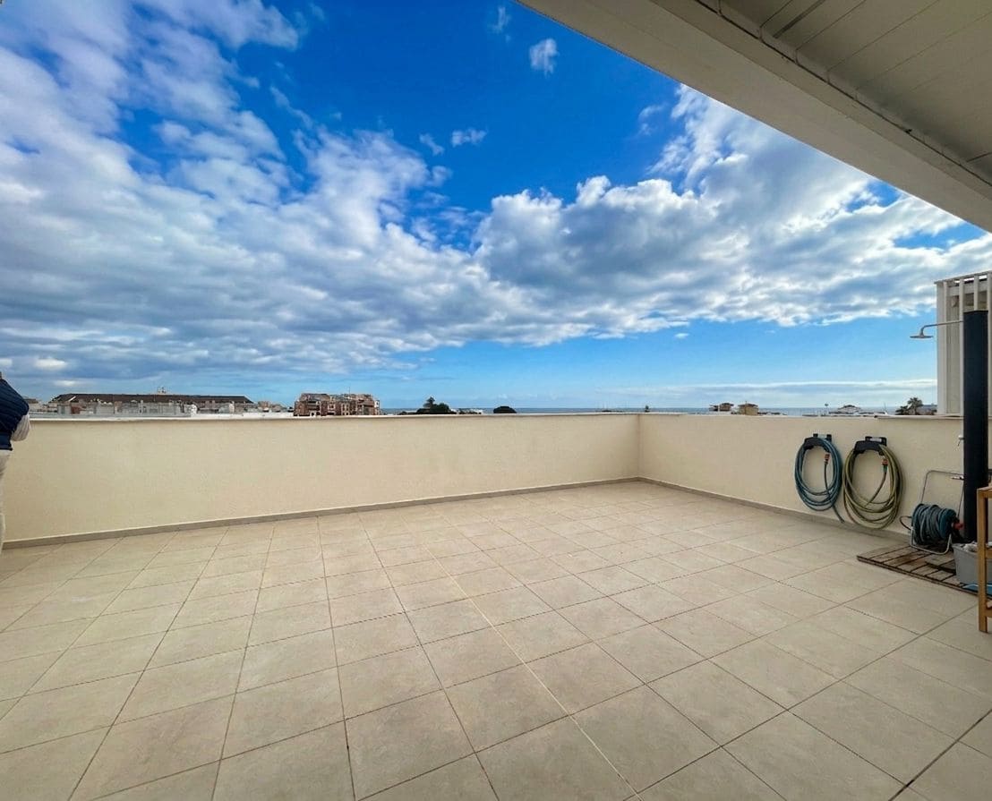 4 quarto Penthouse para venda em Denia com piscina garagem - 550 000 € (Ref: 9844564)