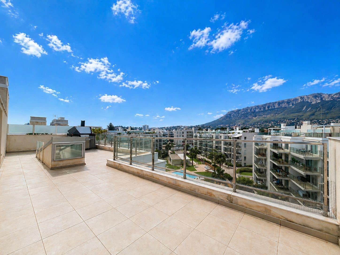 4 quarto Penthouse para venda em Denia com piscina garagem - 550 000 € (Ref: 9844564)