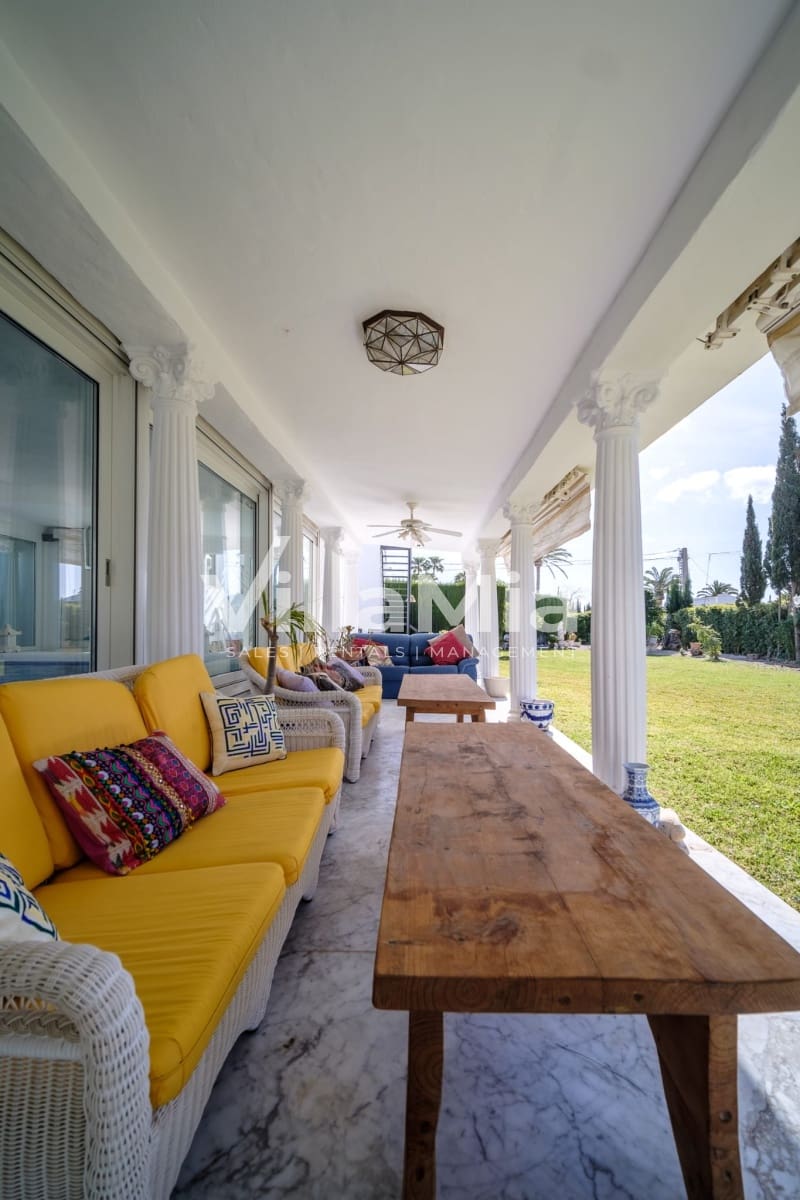 6 bedroom Villa for sale in Javea / Xabia - € 1,395,000 (Ref: 9891638)