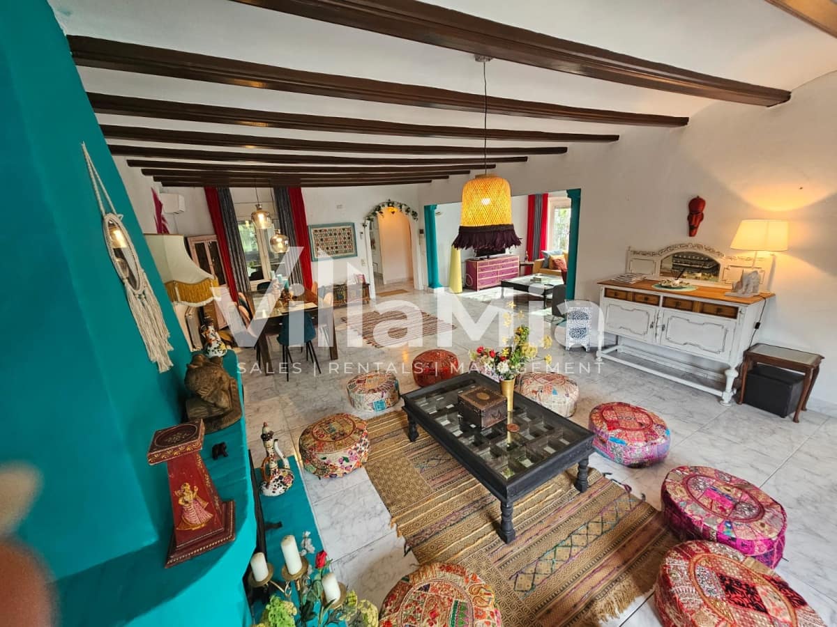 6 bedroom Villa for sale in Javea / Xabia - € 1,395,000 (Ref: 9891638)