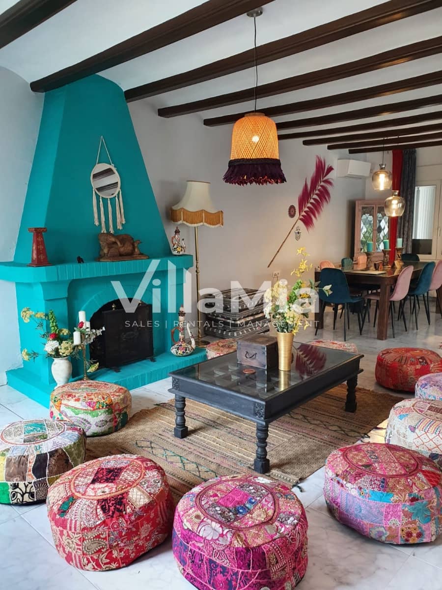 6 bedroom Villa for sale in Javea / Xabia - € 1,395,000 (Ref: 9891638)