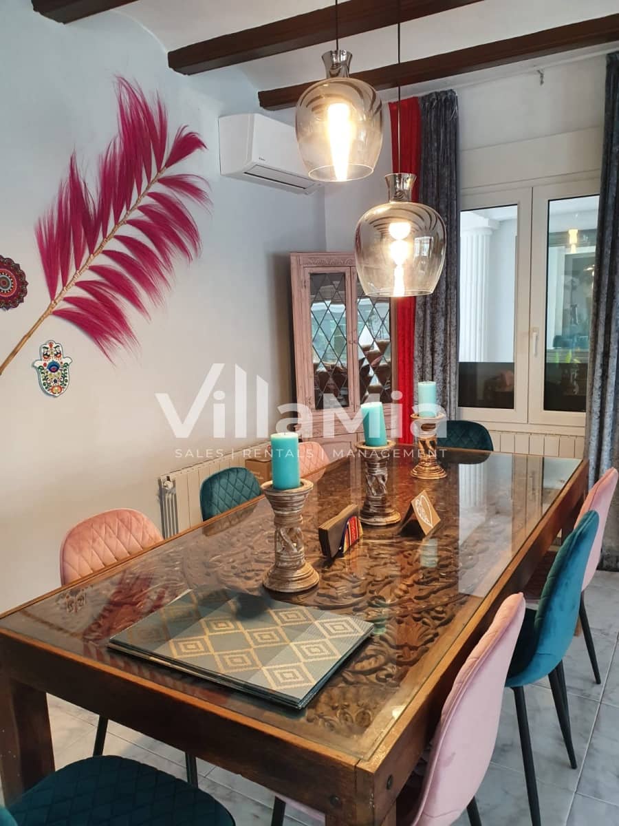 6 bedroom Villa for sale in Javea / Xabia - € 1,395,000 (Ref: 9891638)