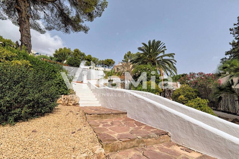5 Zimmer Villa zu verkaufen in Javea / Xabia mit Pool - 549.000 € (Ref: 9891641)