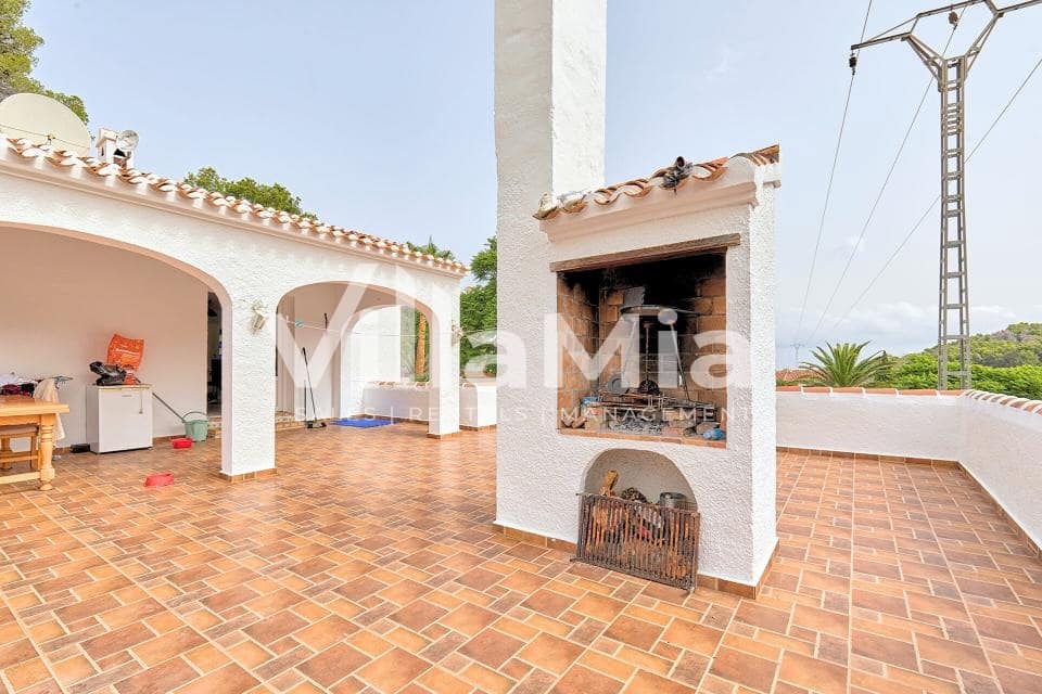 5 Zimmer Villa zu verkaufen in Javea / Xabia mit Pool - 549.000 € (Ref: 9891641)