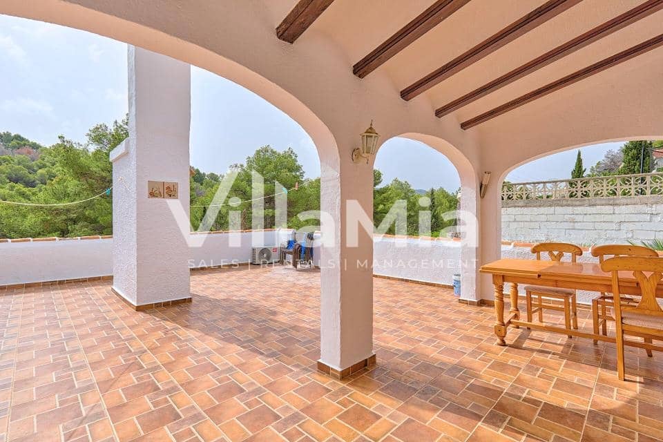 5 Zimmer Villa zu verkaufen in Javea / Xabia mit Pool - 549.000 € (Ref: 9891641)