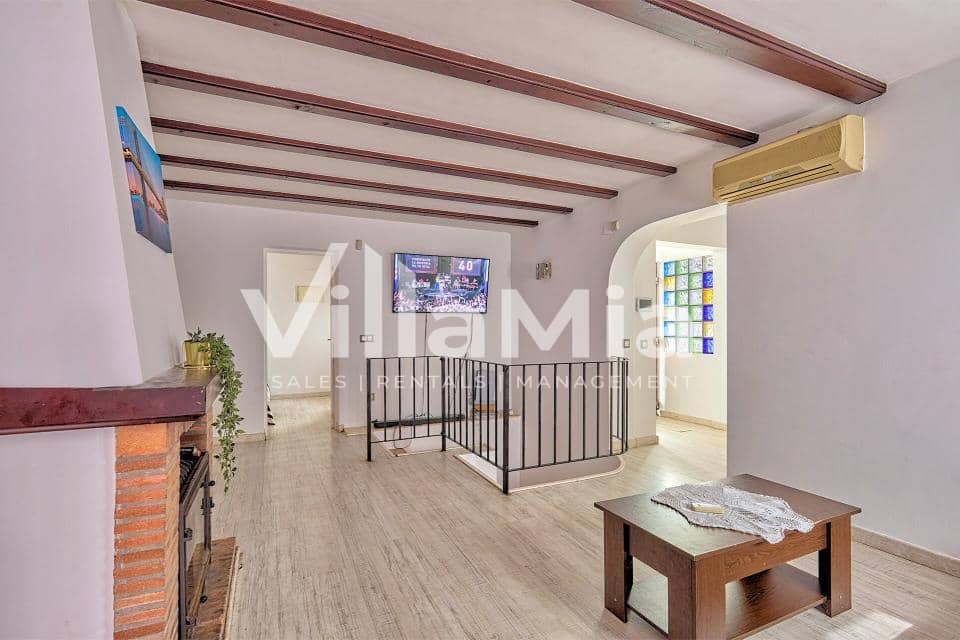 5 Zimmer Villa zu verkaufen in Javea / Xabia mit Pool - 549.000 € (Ref: 9891641)