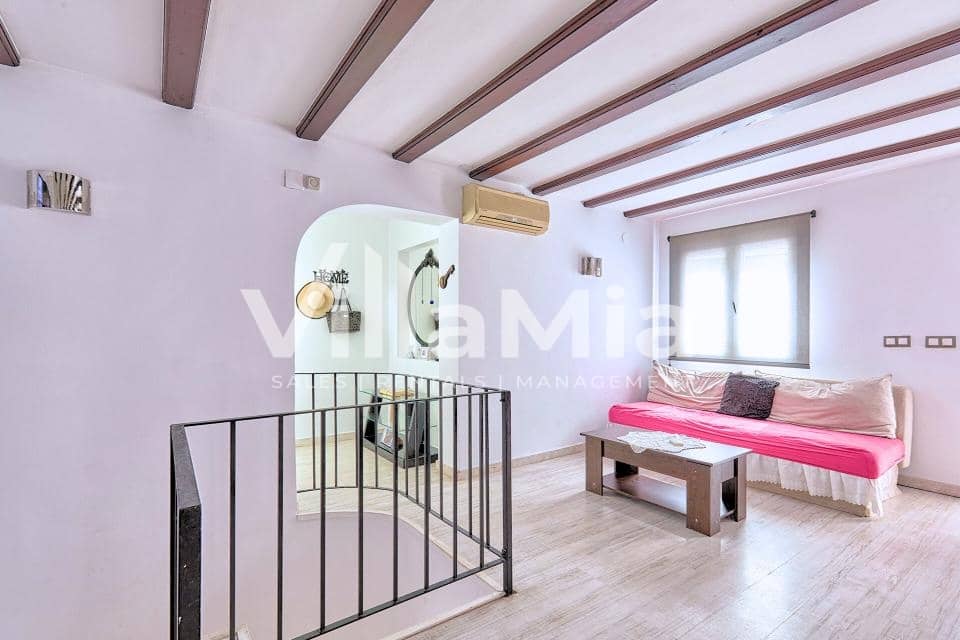 5 Zimmer Villa zu verkaufen in Javea / Xabia mit Pool - 549.000 € (Ref: 9891641)