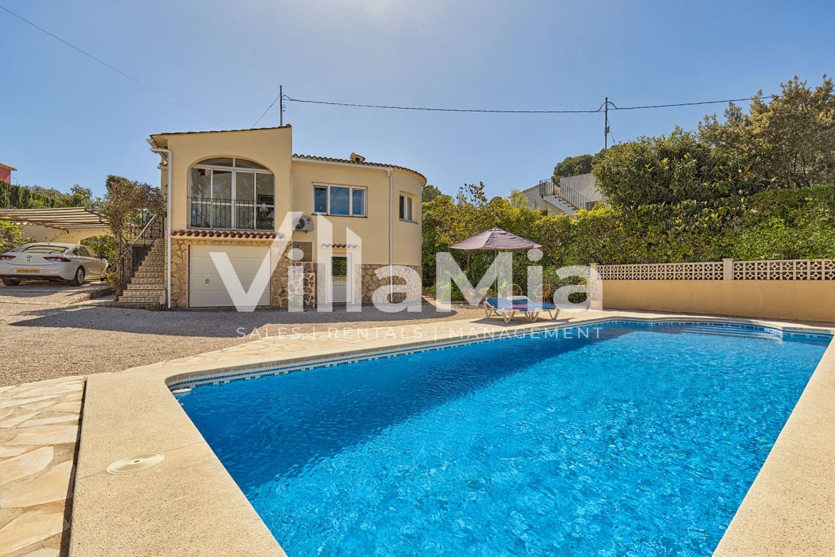 Chalet de 3 habitaciones en Javea / Xàbia en venta con piscina - 769.000 € (Ref: 9891644)