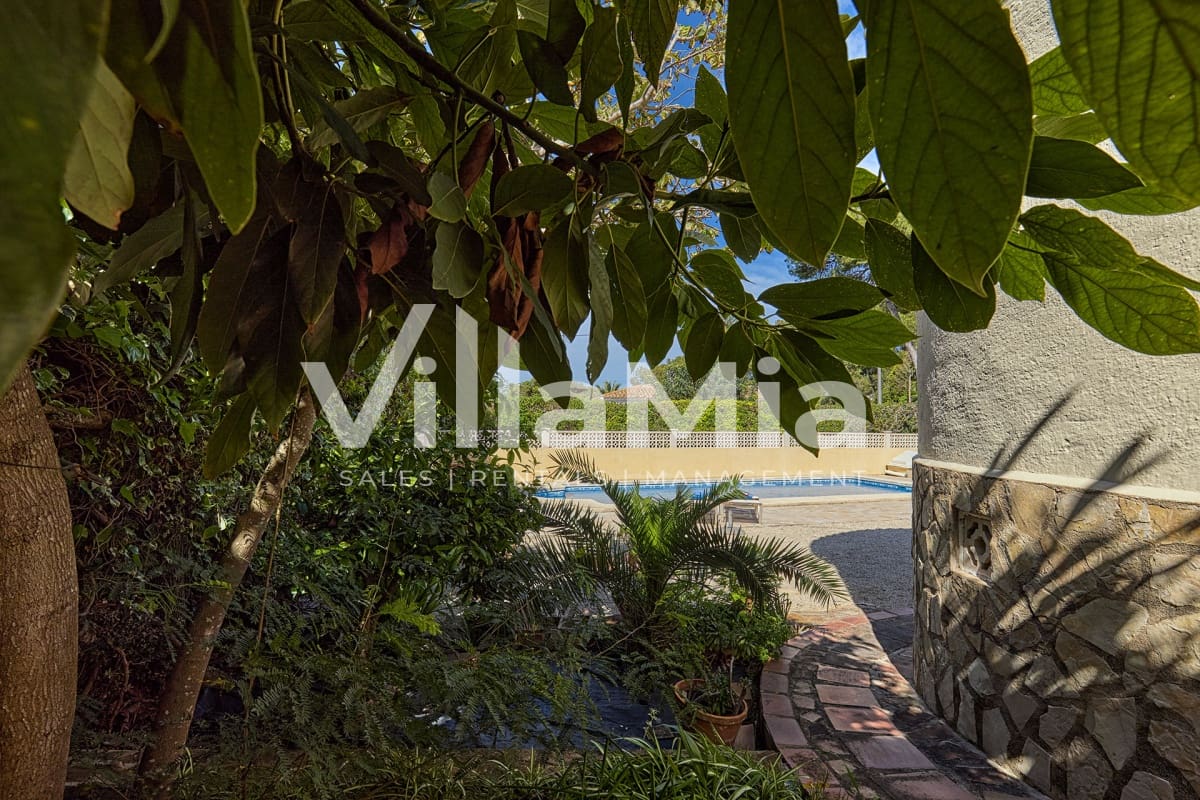 Chalet de 3 habitaciones en Javea / Xàbia en venta con piscina - 769.000 € (Ref: 9891644)