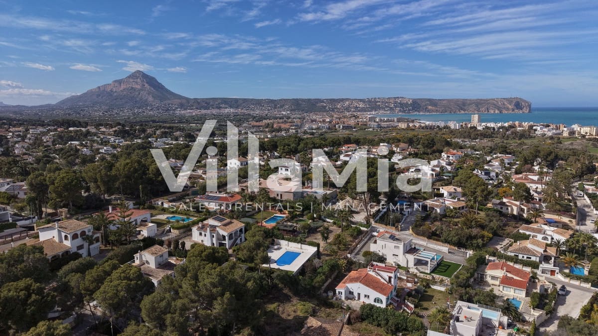 Chalet de 3 habitaciones en Javea / Xàbia en venta con piscina - 769.000 € (Ref: 9891644)