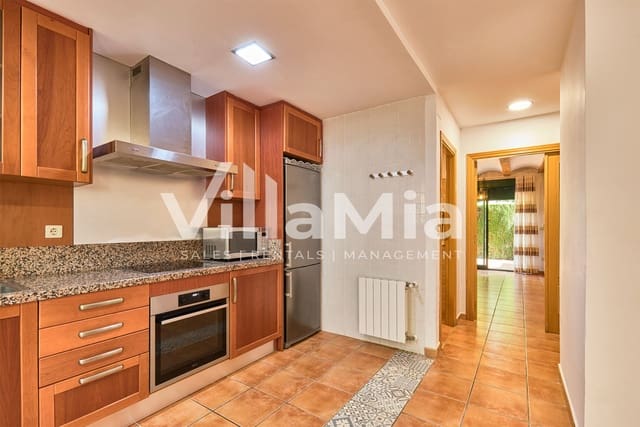 4 soveværelse Lejlighed til salg i Javea / Xàbia med swimmingpool - € 599.000 (Ref: 9891645)