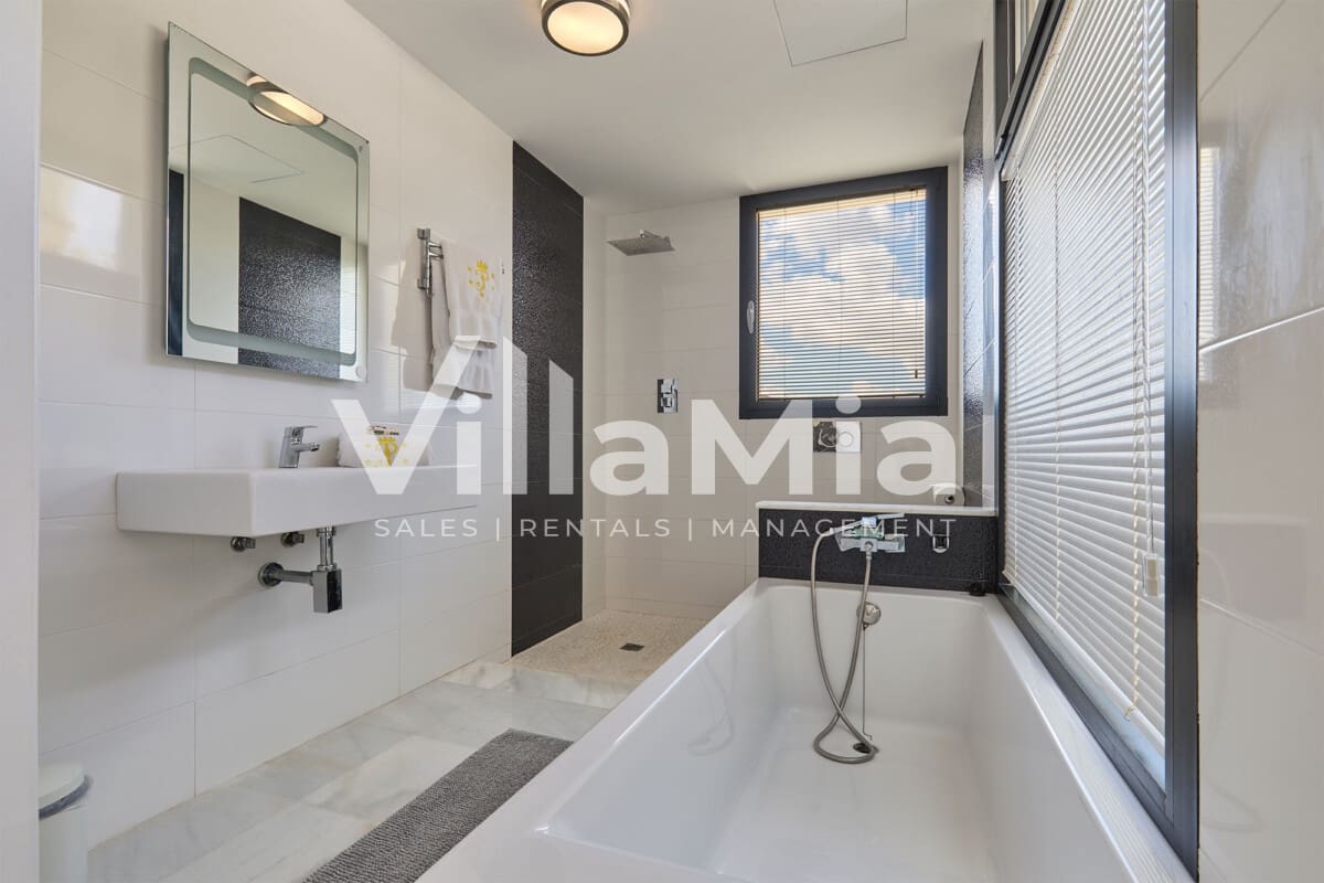 4 makuuhuone Huvila myytävänä paikassa Javea / Xabia mukana uima-altaan - 2 900 000 € (Ref: 9891646)