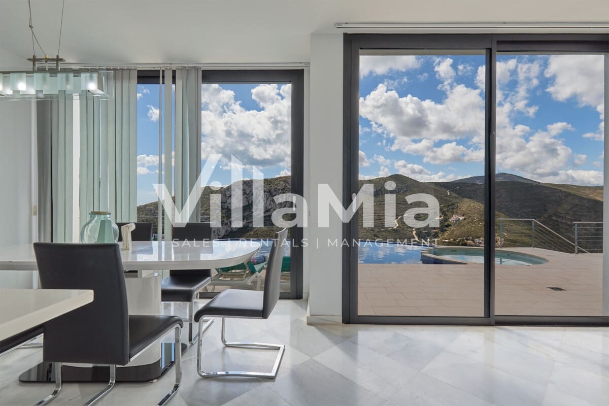 4 makuuhuone Huvila myytävänä paikassa Javea / Xabia mukana uima-altaan - 2 900 000 € (Ref: 9891646)