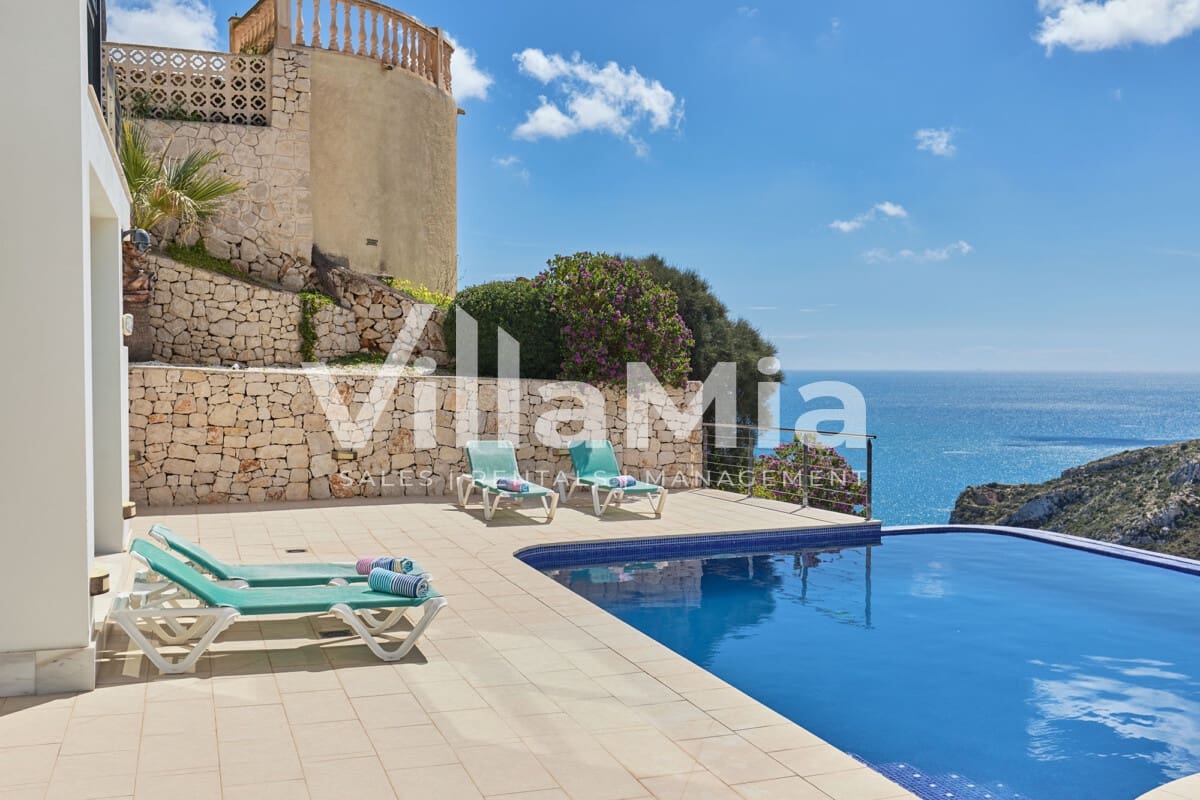 4 makuuhuone Huvila myytävänä paikassa Javea / Xabia mukana uima-altaan - 2 900 000 € (Ref: 9891646)