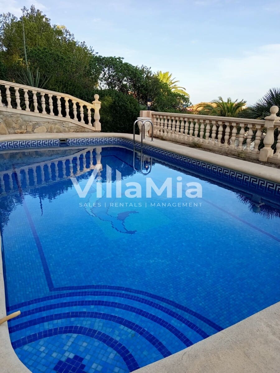 3 sypialnia Willa na sprzedaż w Javea / Xabia z basenem - 575 000 € (Ref: 9891648)