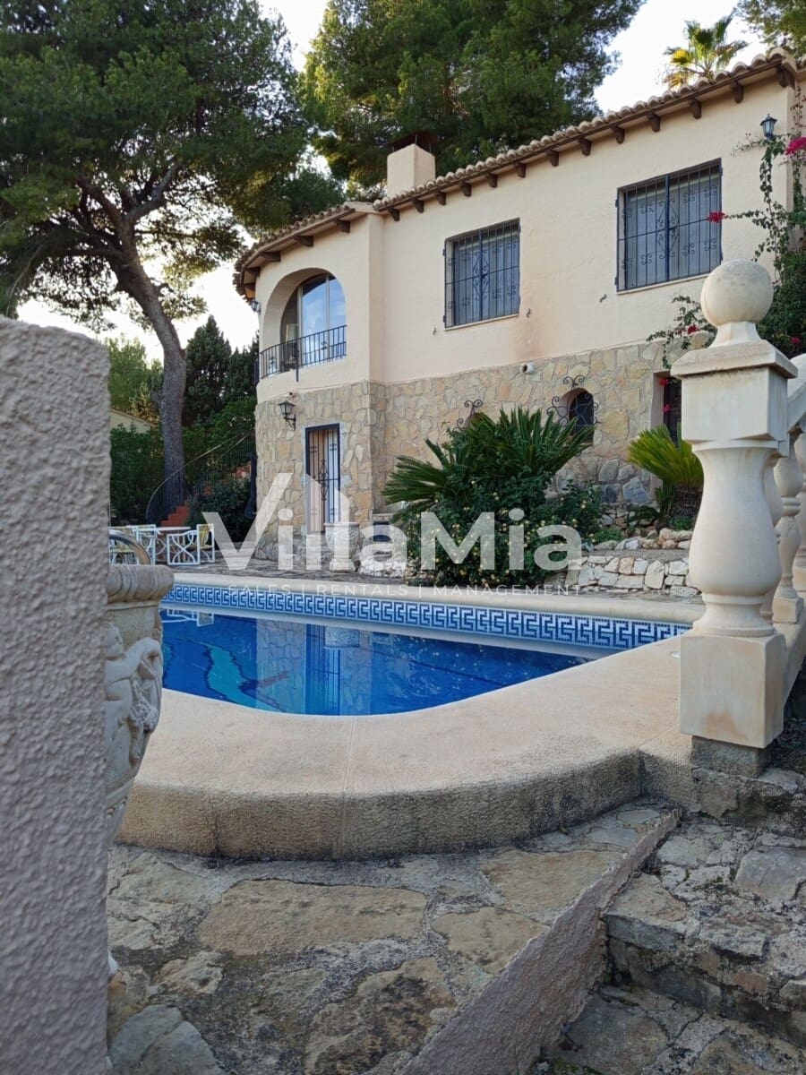 3 sypialnia Willa na sprzedaż w Javea / Xabia z basenem - 575 000 € (Ref: 9891648)