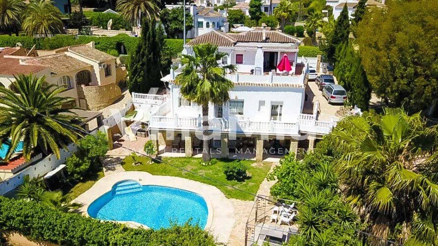9 Zimmer Villa zu verkaufen in Javea / Xabia mit Pool - 915.000 € (Ref: 9891655)