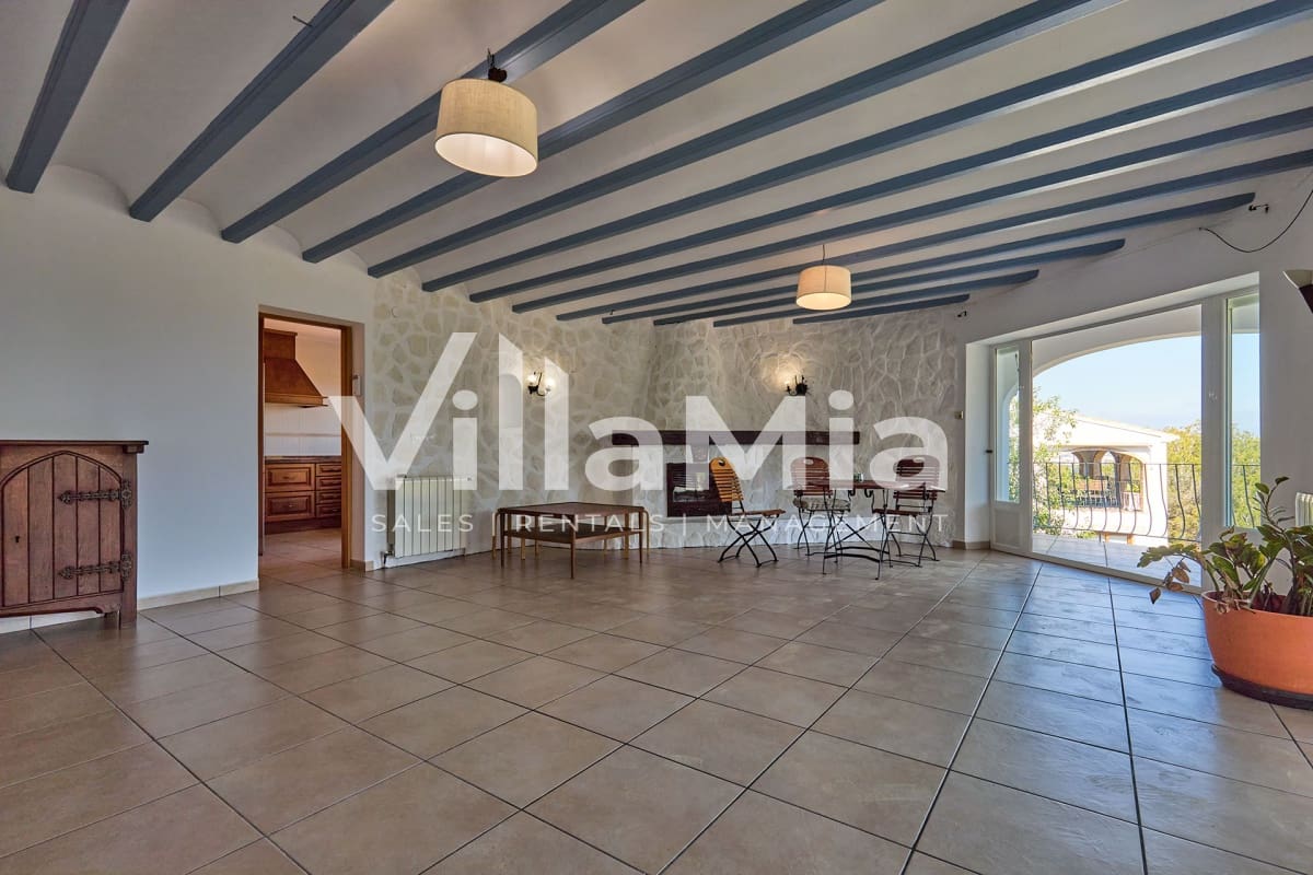 4 bedroom Villa for sale in Javea / Xabia - € 975,000 (Ref: 9891656)