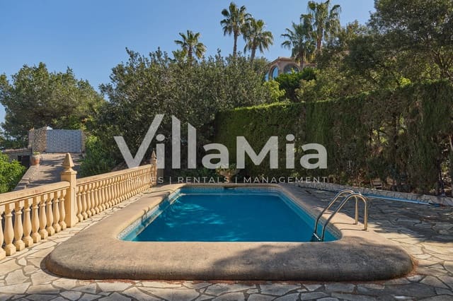 4 bedroom Villa for sale in Javea / Xàbia - € 975,000 (Ref: 9891656)