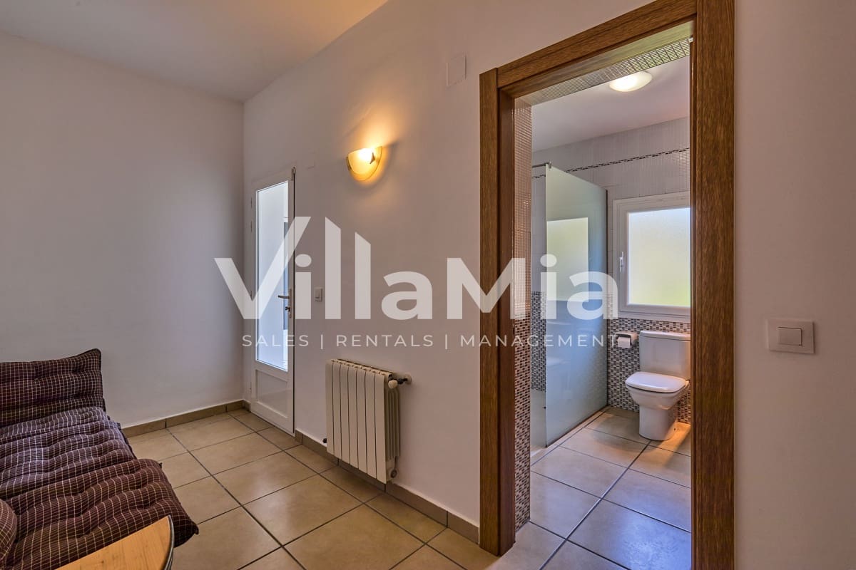 4 bedroom Villa for sale in Javea / Xabia - € 975,000 (Ref: 9891656)