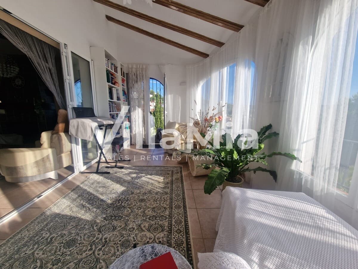 Chalet de 3 habitaciones en Javea / Xàbia en venta - 695.000 € (Ref: 9891657)