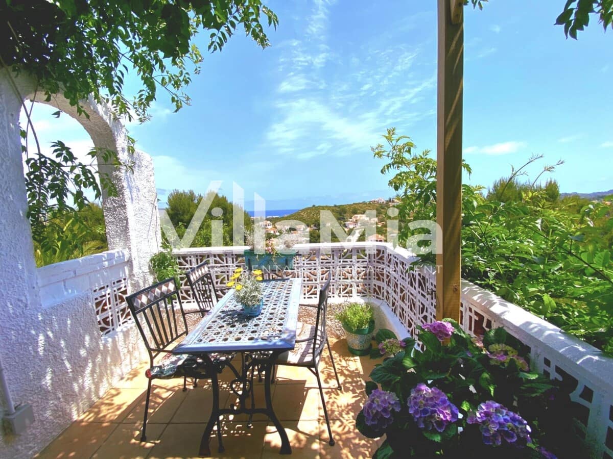 Chalet de 3 habitaciones en Javea / Xàbia en venta - 695.000 € (Ref: 9891657)