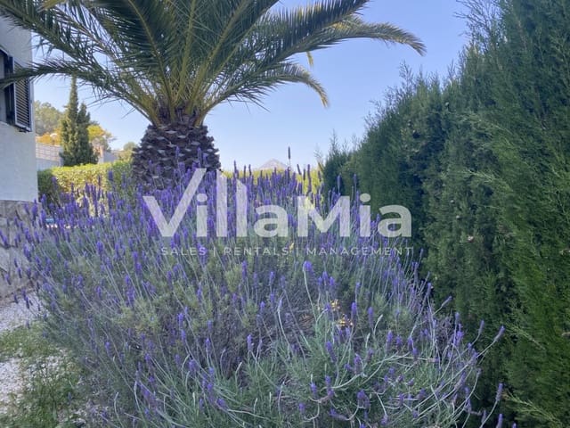 Chalet de 3 habitaciones en Javea / Xàbia en venta - 695.000 € (Ref: 9891657)