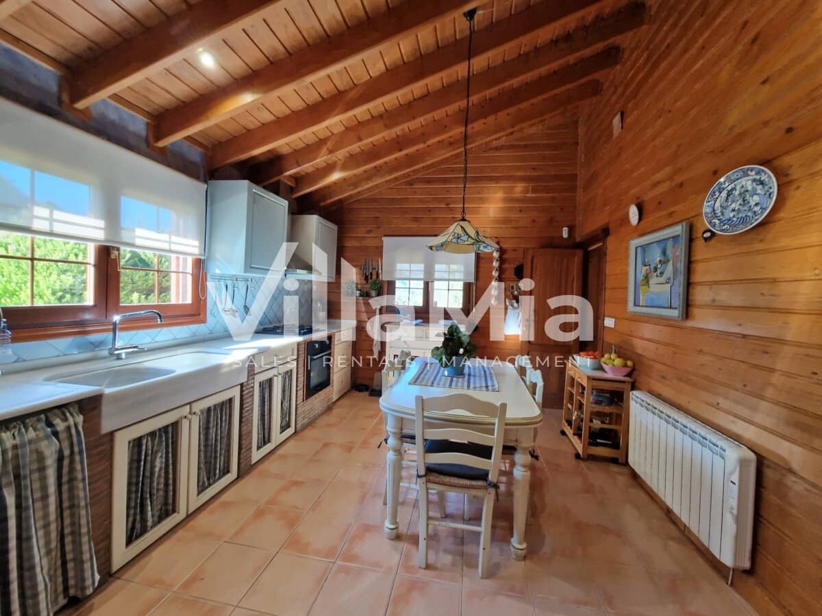 4 sovrum Finca/Hus på landet till salu i Orba med pool - 899 000 € (Ref: 9891661)